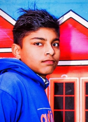 Naotik, 18, India, Pawāyan