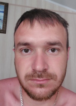 Анатолий из Родино 34 года
