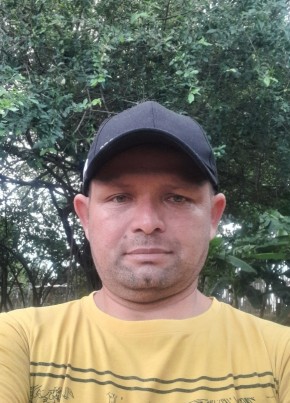 Armando Barrios, 46, República de Colombia, Barranquilla