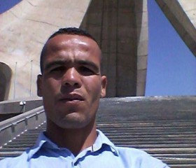 Noureddine, 35, Boukadir