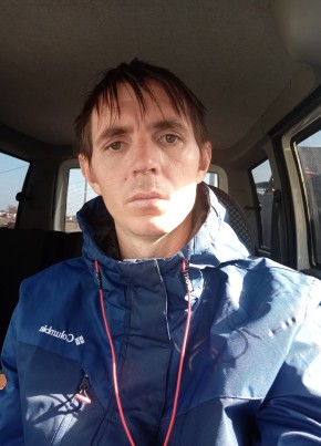 Александр, 26, Россия, Красное