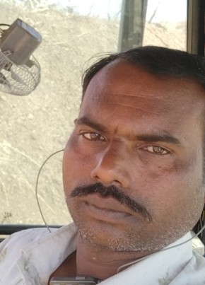 Aasvingaykwad, 29, India, Akola
