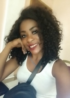 Christelle, 31, Republic of Cameroon, Douala