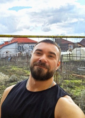 Максим из Уфы 39 лет