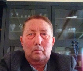 Ergash, 62, Bukhara