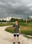 Anton, 24  , Simferopol