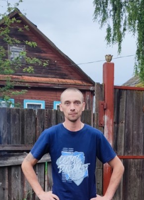 Владимир, 37, Россия, Тихвин
