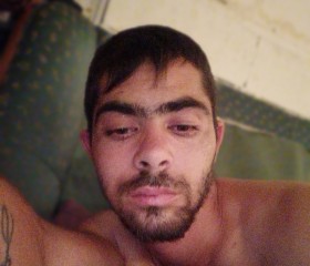 Ihhivti, 20, Ajaccio