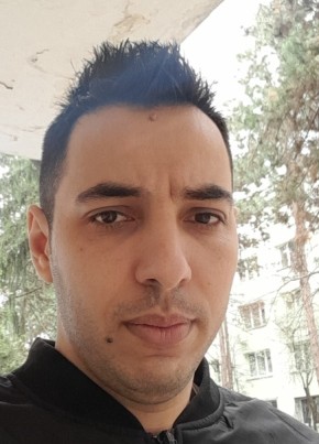 Florian, 36, Romania, București