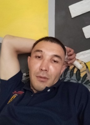 Игорь