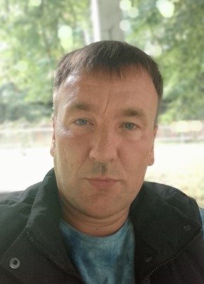 Александр из Голицыно 42 года