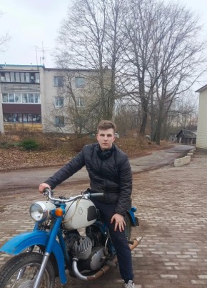 Стас из Санкт-Петербурга 18 лет