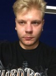 Anton, 32, Moscow