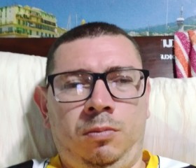 Óscar David Camp, 41, San Miguel