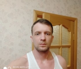Илья, 35 лет, Санкт-Петербург