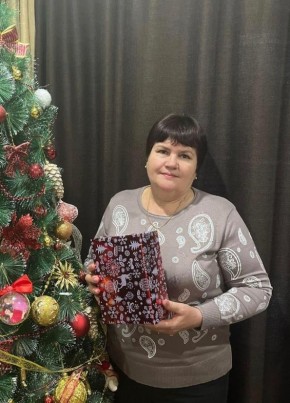 Галина, 60, Россия, Заветное