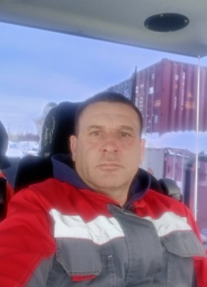 Юрий из Усть-Омчуга 46 лет