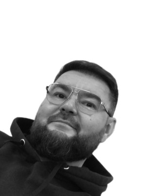 Дмитрий из Обнинска 44 года