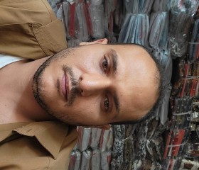 nasim, 31, Al Mukalla