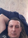 Zakhar, 42  , Novyye Burasy