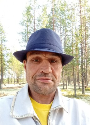 Юрий, 43, Россия, Усинск