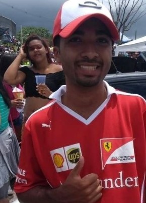 Luiz Gustavo, 22, República Federativa do Brasil, Cotia