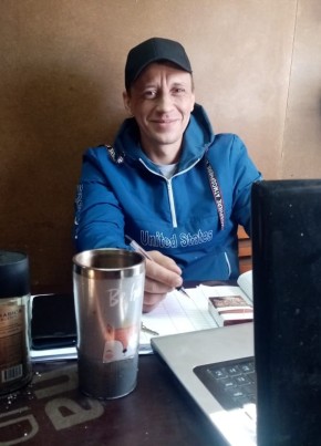 Антон, 40, Россия, Красноуральск