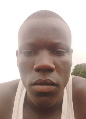 Tangishaka Mark из Kampala 18 лет