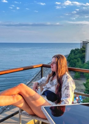 Полина из Адлера 31 год