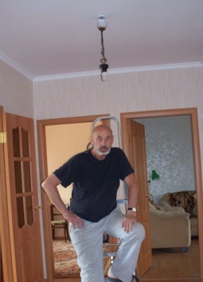 Владимир, 74, Россия, Москва