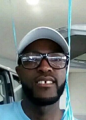 Kennet Mabuza из Nigel 39 лет