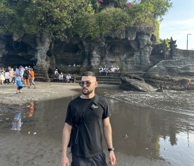Dmitry, 32, Suwon-si