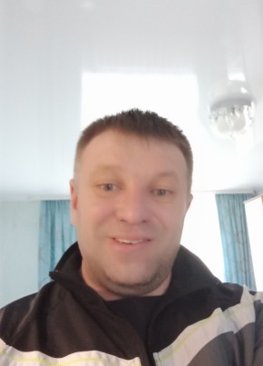 Александр, 40, Россия, Серов