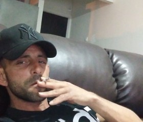 אשר פרץ, 42, Qiryat Shemona