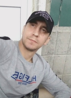 Денис из Кингисеппа 46 лет