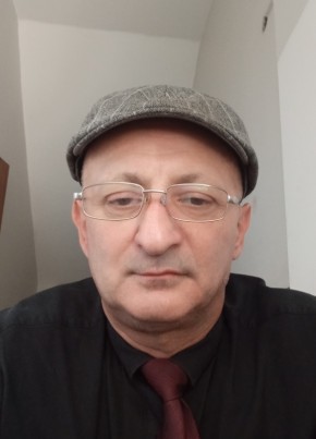 ბესო из ფოთი 53 года