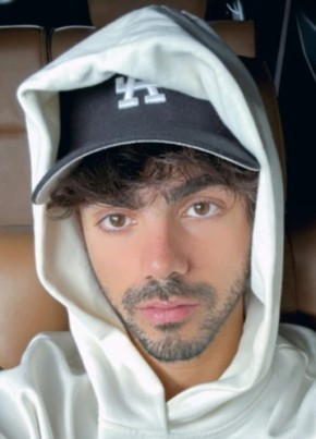 E, 21, Mexico, Mexico City
