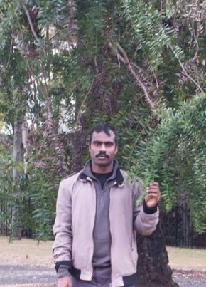 Vijayakumar, 39, Australia, Sydney