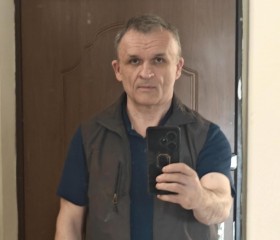 Anton, 51, Saint Petersburg