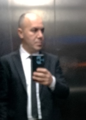 Karim из Blida 40 лет
