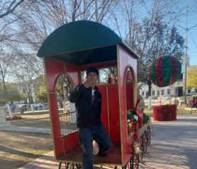 Victor Salazar, 18, Ciudad Sabinas