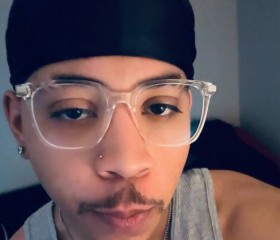 Chester, 20, San Antonio