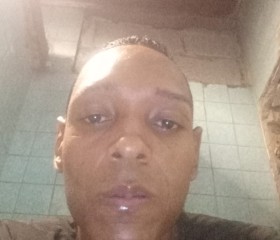Emanuel durango, 39, Las Cumbres