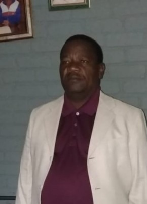 Nkomose, 58, iRiphabhuliki yase Ningizimu Afrika, IGoli