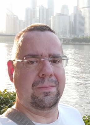 Michael, 46, Russia, Moscow