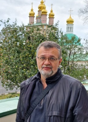 Олег из Москвы 57 лет