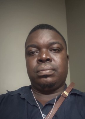Keny из Lomé 35 лет