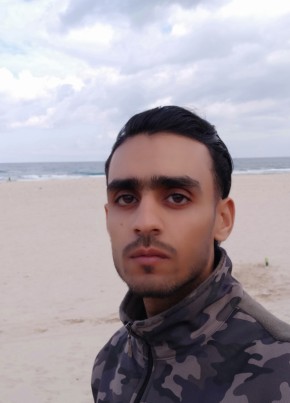 زكريا أبو يحيى, 21, فلسطين, غزة