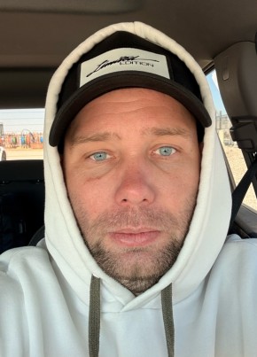 Taras из Knoxville 34 года