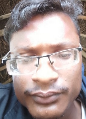Lovkesh Vishvaka, 19, India, Nagpur